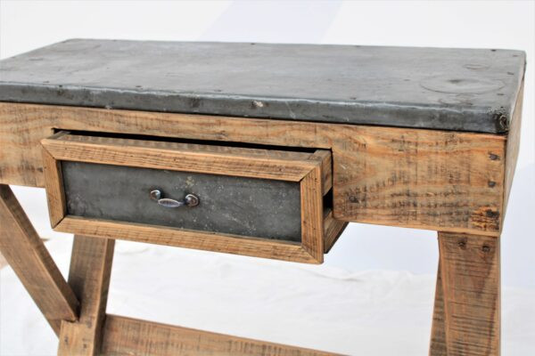 Alquiler mesa rústica madera - Imagen 3